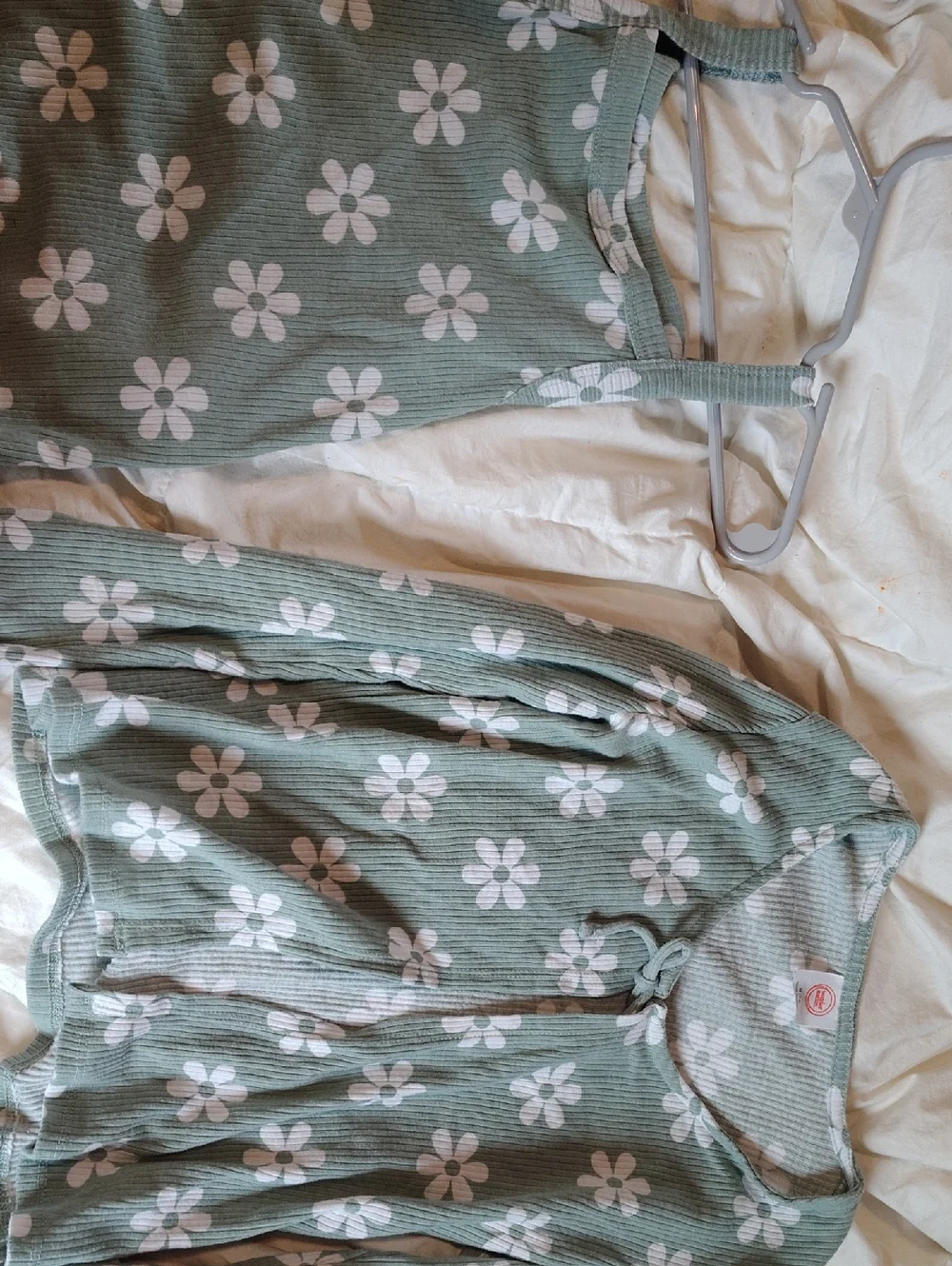 wonder nation Sage Green Ditsy Daisy Tie-Front Top - Picture 3 of 3